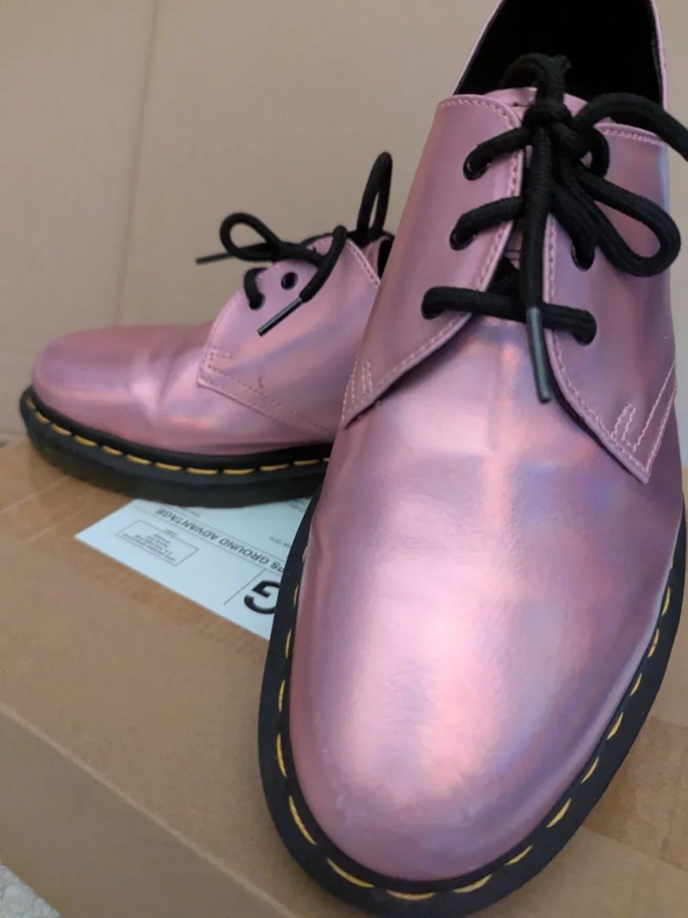 Dr. Martens Mens Shoes Flashy Metallic Pink  Size 9.5